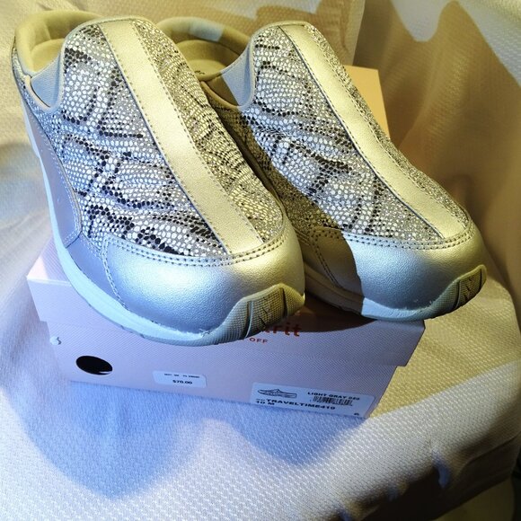 Easy Spirit Travel Time Slip on Mule Gray Silver Sparkle Snake Pattern Size 10m - Picture 8 of 8